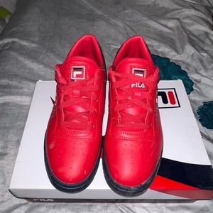 Original red filas